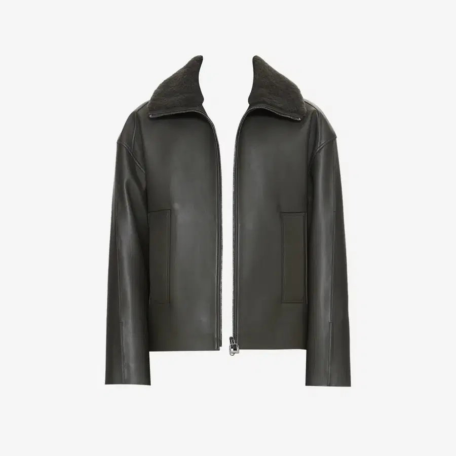 [48] 우영미 22FW 시어링 자켓 팝니다.