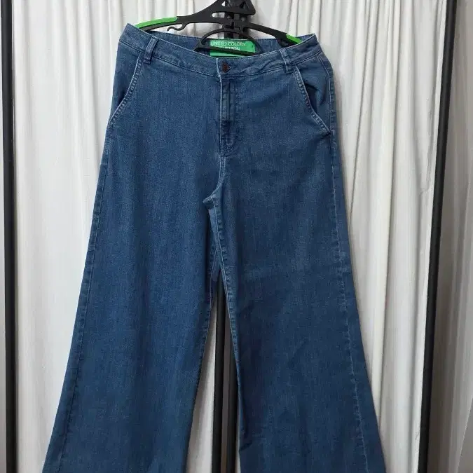베네통 와이드핏 데님 바지