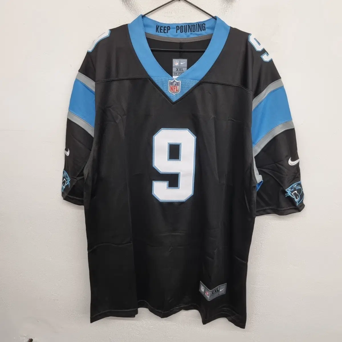 NFL 캐롤라이나 팬서스 브라이스 영 미식 축구 유니폼