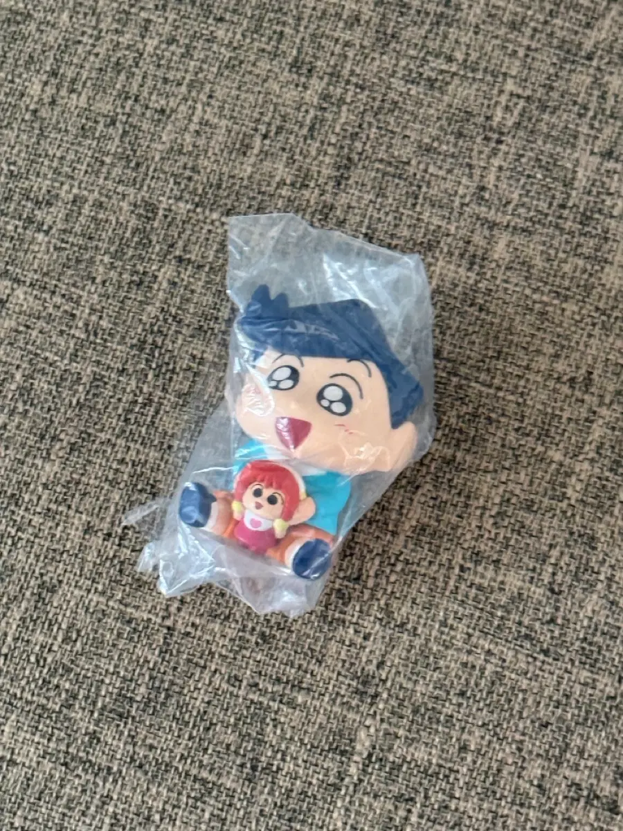 짱구는 못말려 꼬옥 안아줘요 피규어
