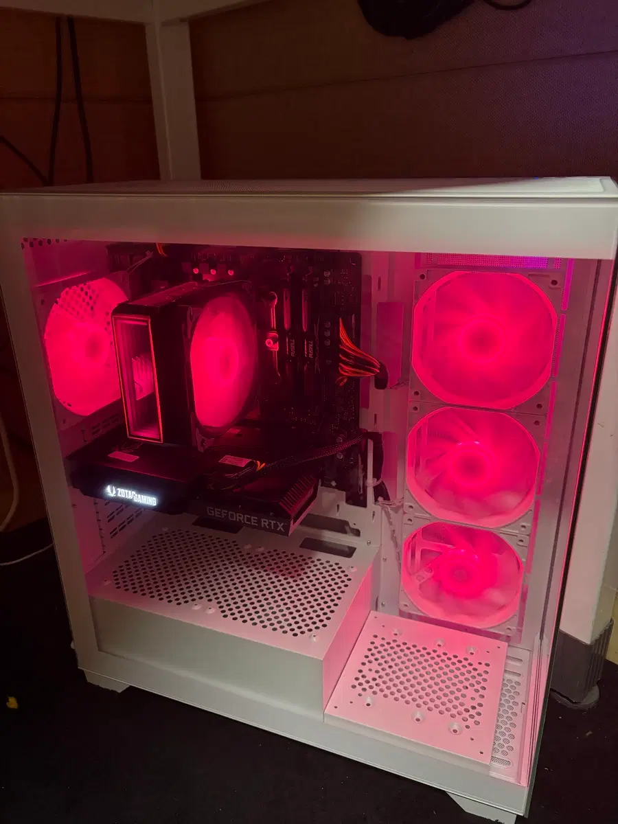 컴퓨터 본체 5900X RTX3070