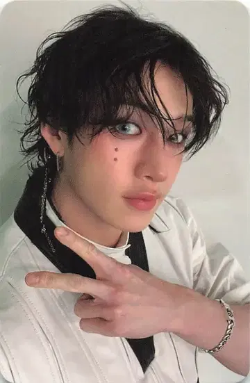 StrayKids CEREMONY VER. BangChan KARMA 양면