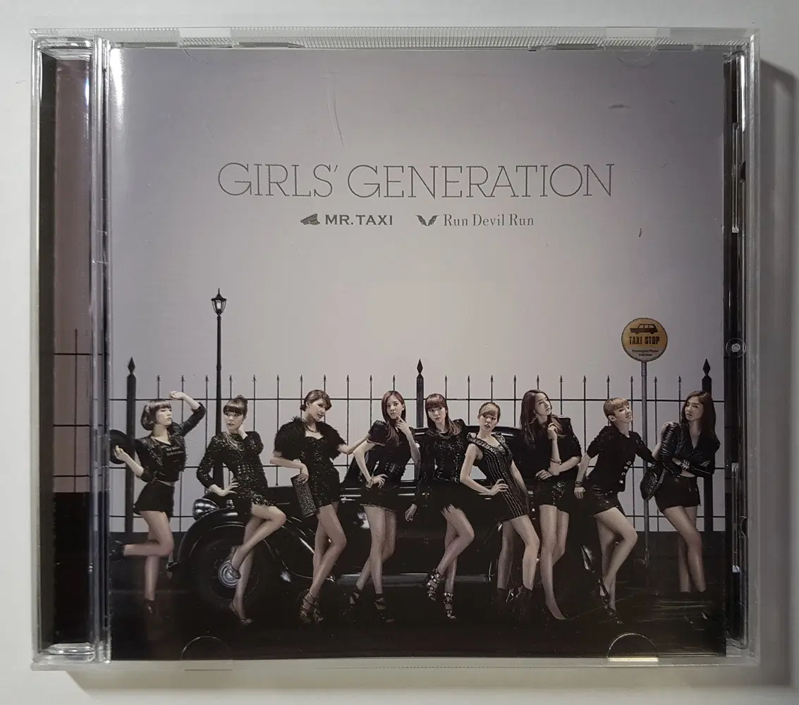 소녀시대 - MR.TAXI / Run Devil Run (CD Ver.)