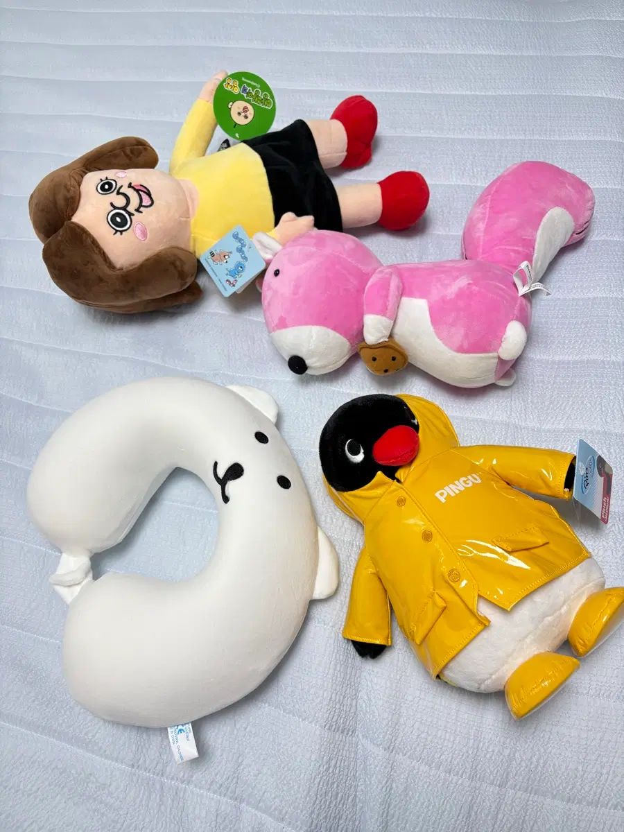 각종 캐릭터 포로리 핑구 옥지인형 담곰이 목베개 쿠션