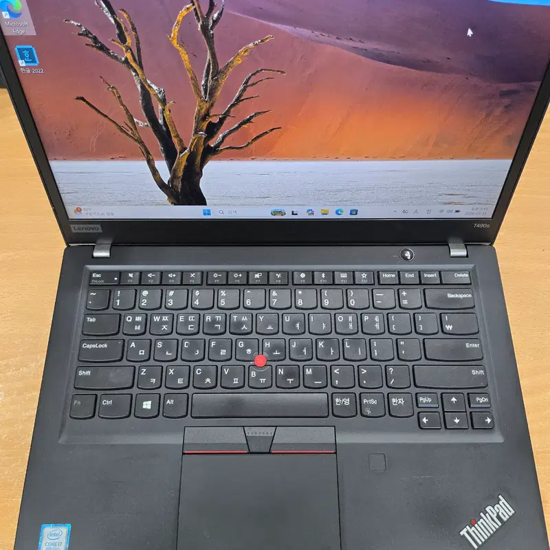 레노버 T490s (i7 8565U,8G,SSD 256G) 노트북!