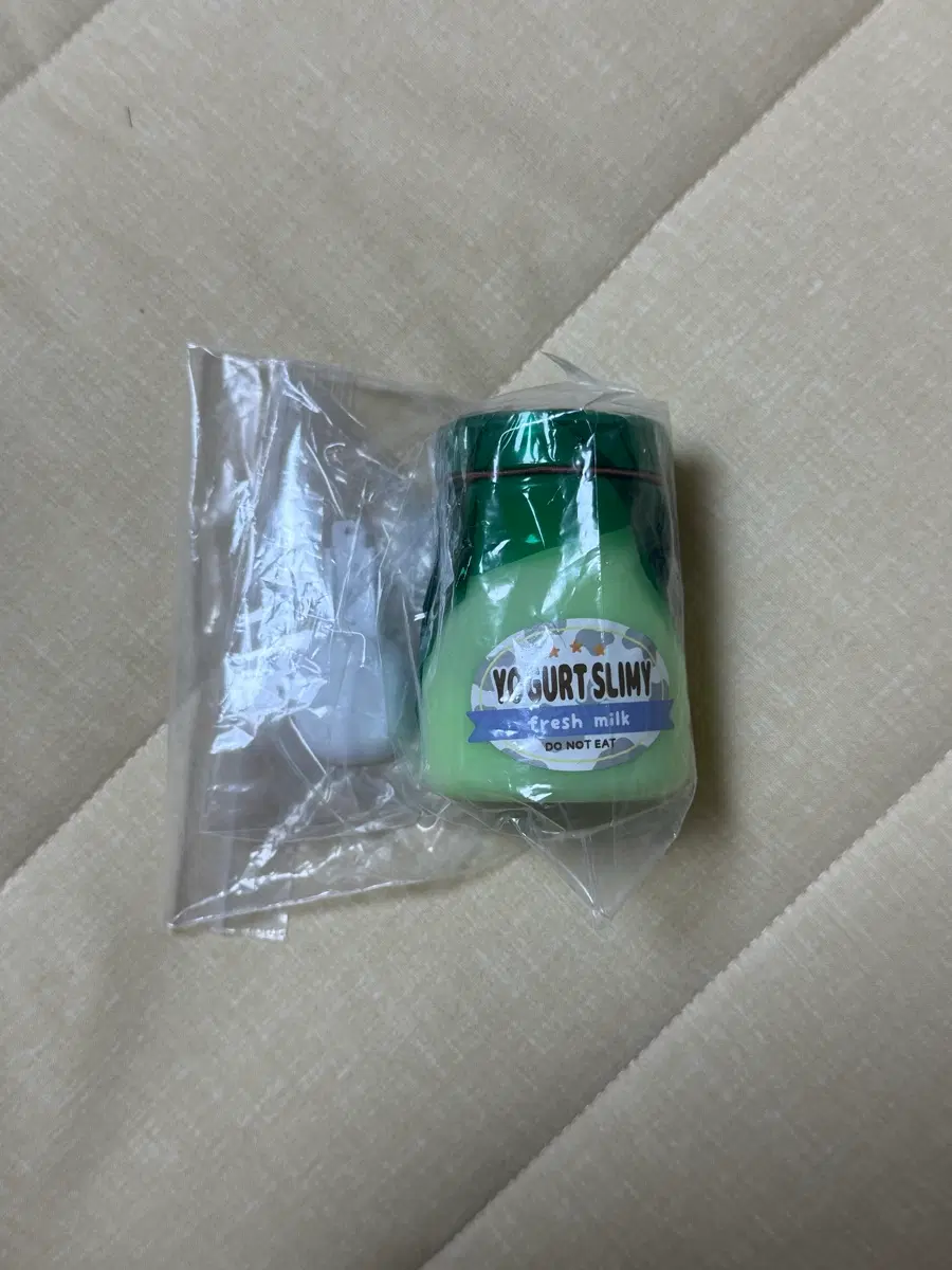 요거트모양 슬라임 가챠