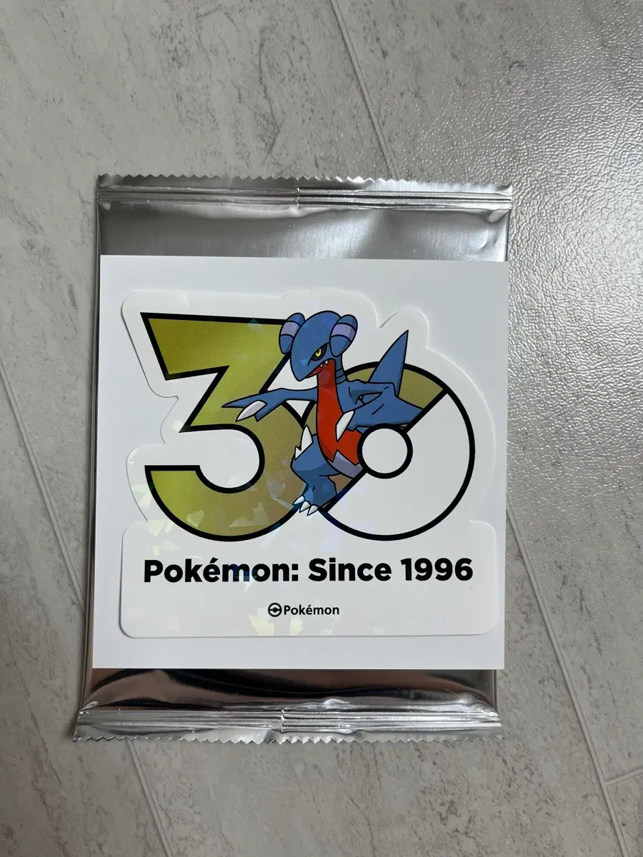 포켓몬 30주년 스티커 한바이트