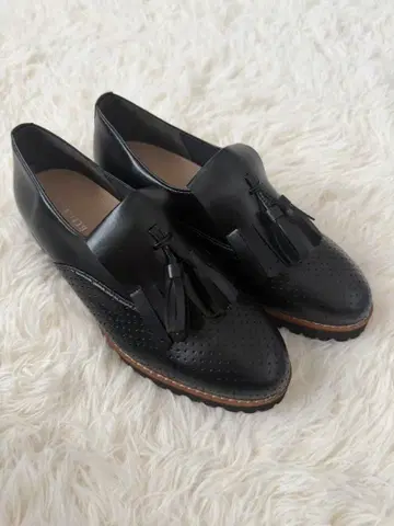 BENEBIS 태슬 슈즈 22.5cm 일본제 블랙 새상품급