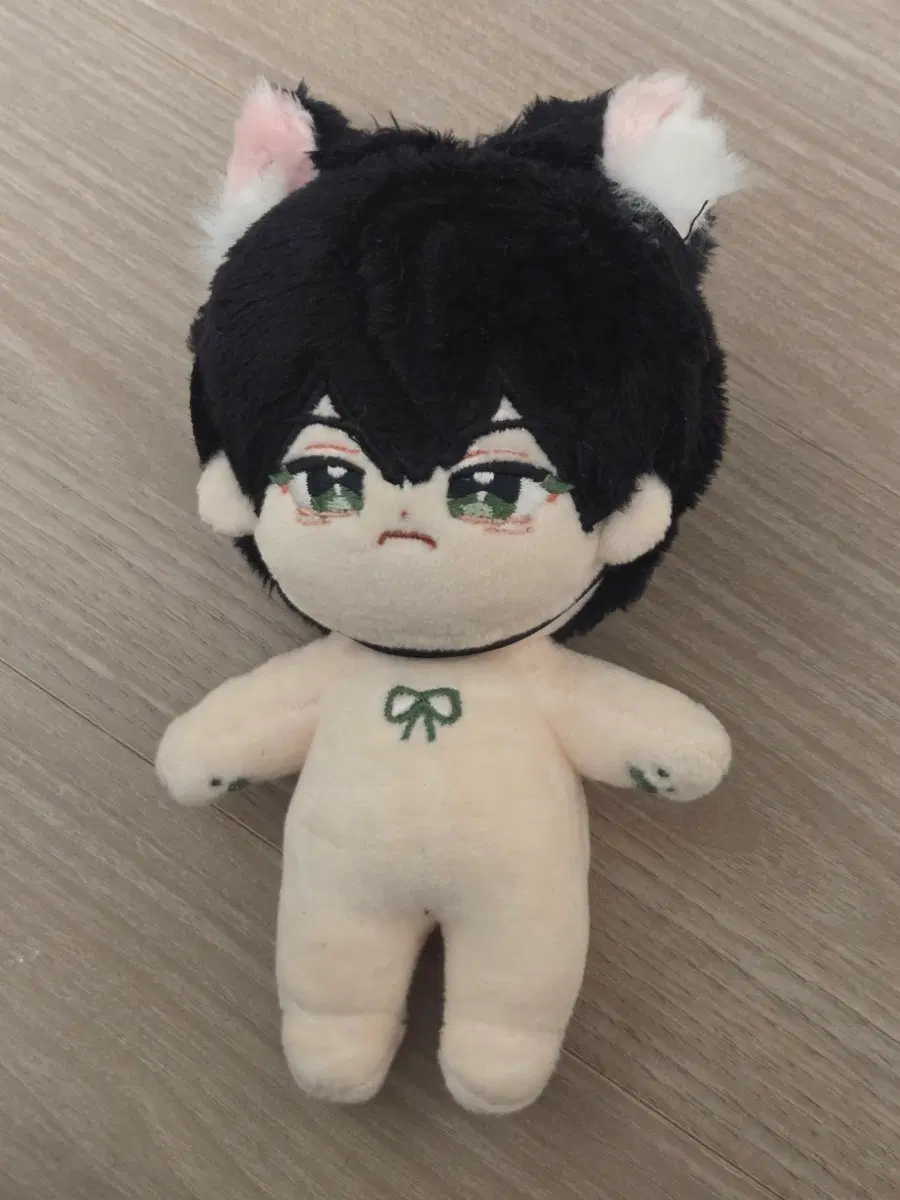 플레이브 하민 인형