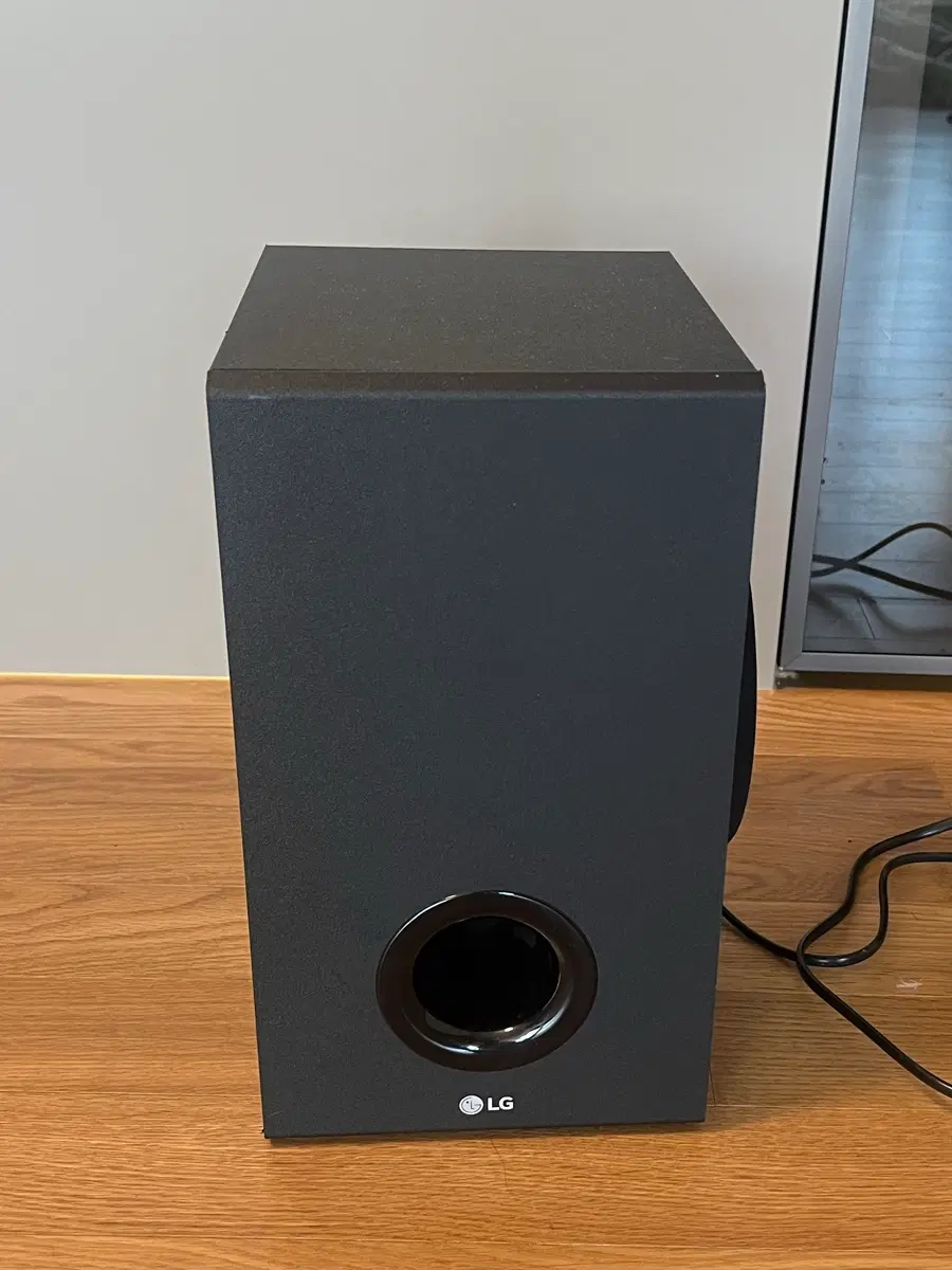 LG 서브우퍼 스피커 블랙
