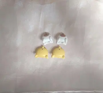 산리오 폼폼푸딩 머핀 클립 끼우는 거예요.