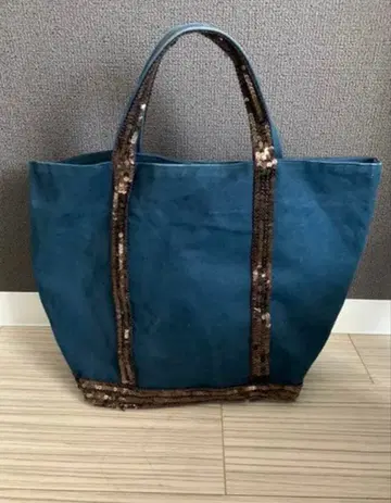 바네사브루노 토트백 네이비 스팽글 장식