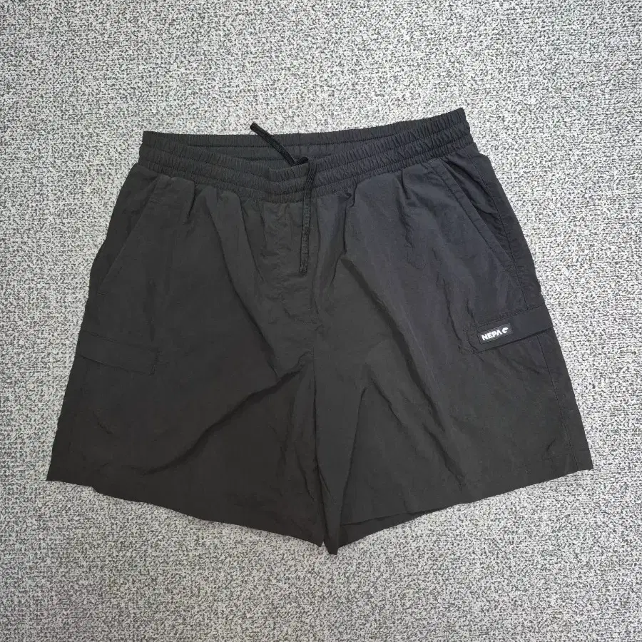 네파 카고 반바지