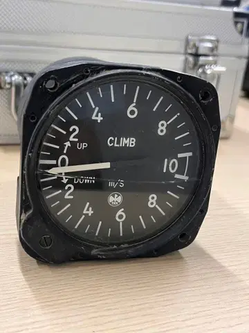 항공기용 승강계 TKK제 CLIMB 계기 중고