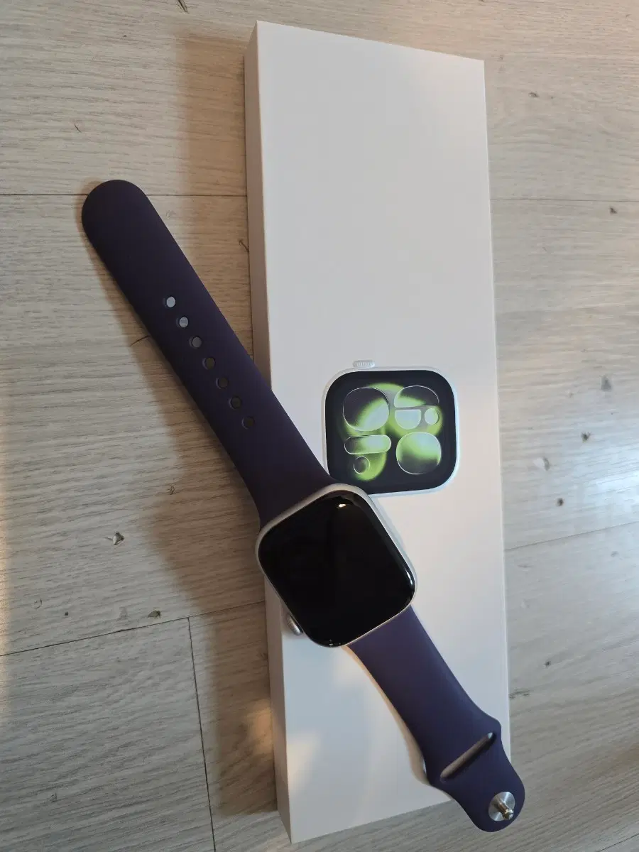 애플워치 42mm 알루미늄 GPS 제품 팝니다.