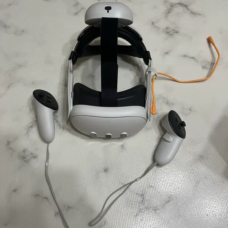 메타퀘스트 3 VR 헤드셋 128GB +Syntech 신테크 배터리 악세서리