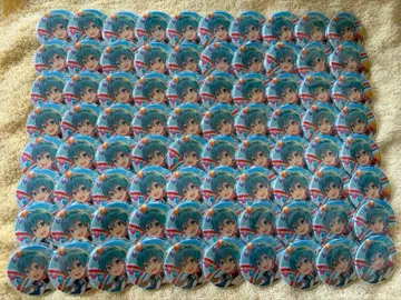 코론군 캔뱃지 80개