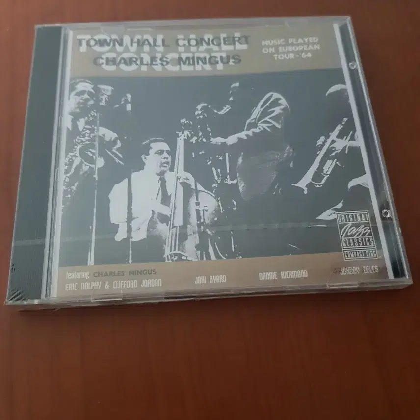 JazzCd Charles Mingus Charles Mingus Town Hall ConcertフリージャズシーディエリックドルフィエリックドルフィOJC