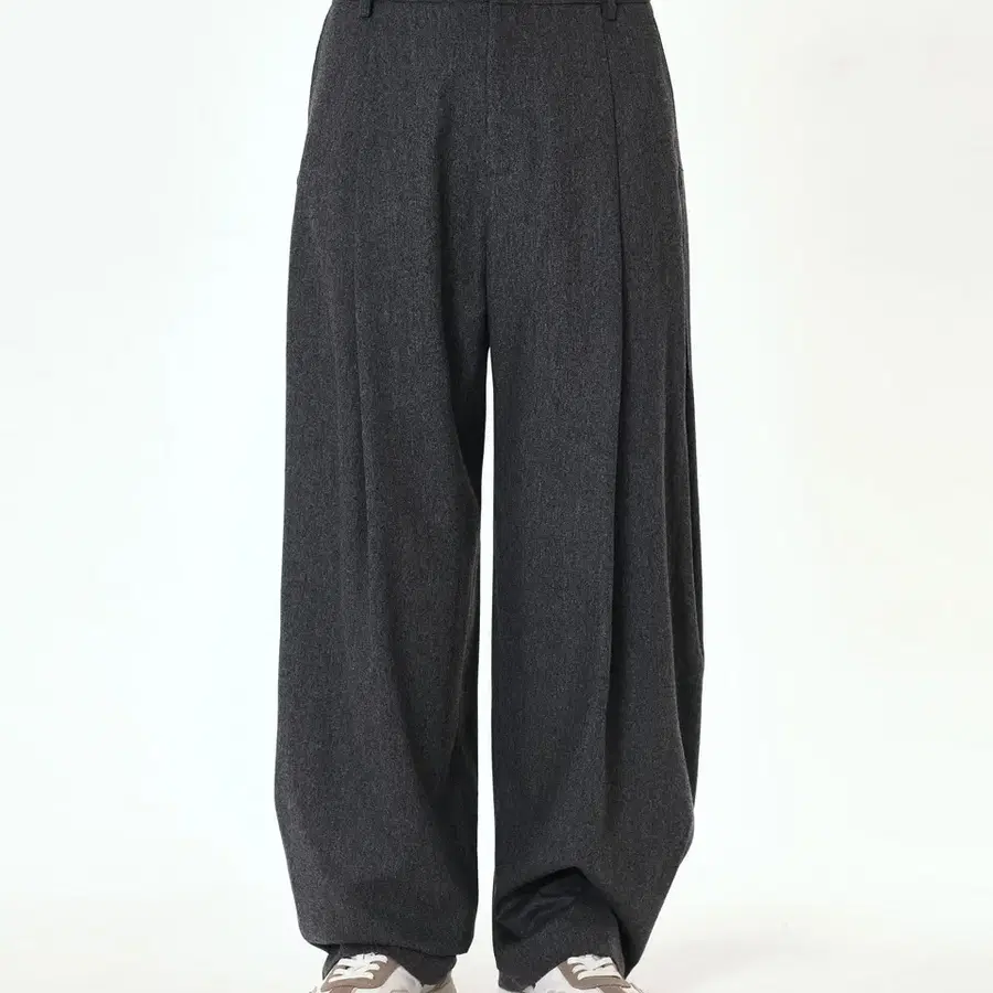 아더에러 23fw oceola slacks L