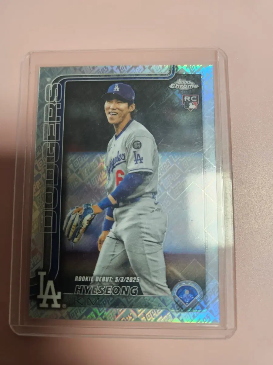 김혜성 2025 탑스크롬 Topps Logo 리플렉터