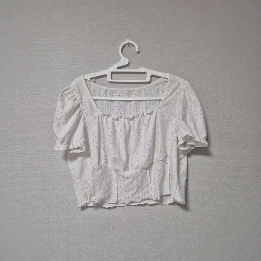 화이트 레이스 퍼프 펀칭 크롭 티셔츠 3XL 100~110사이즈