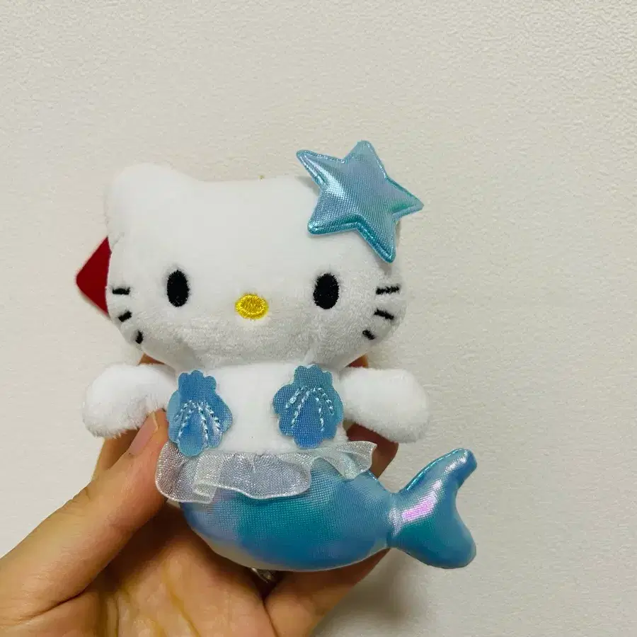 (새상품)인어 키티 키링 팝니다