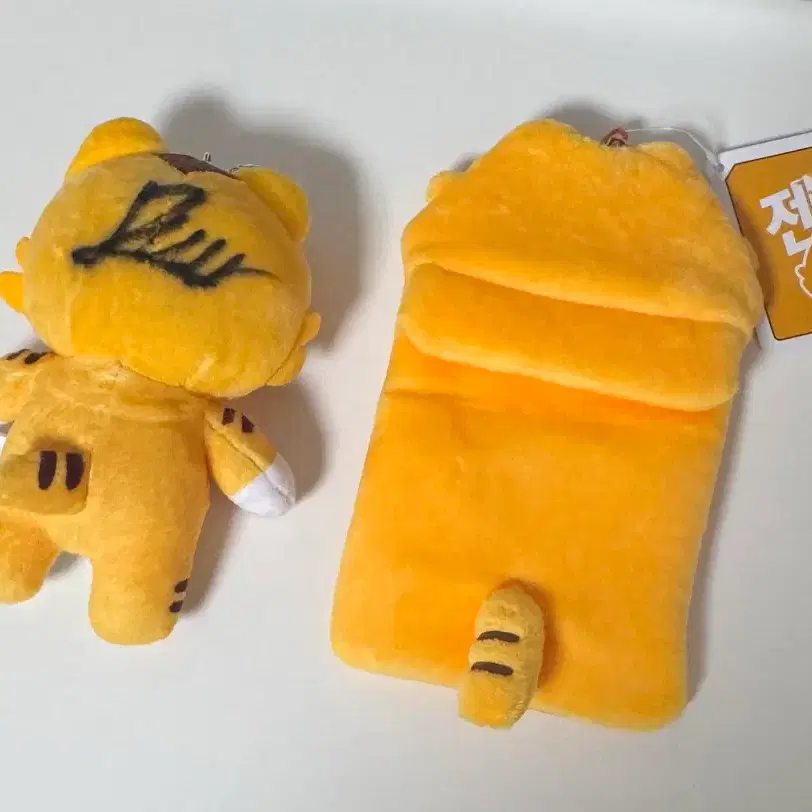 젠랑이 포카홀더 젠랑이 키링 양도해요 젠지 마스코트 젠지 굿즈 양도 쵸비 기인 룰러 캐니언 듀로