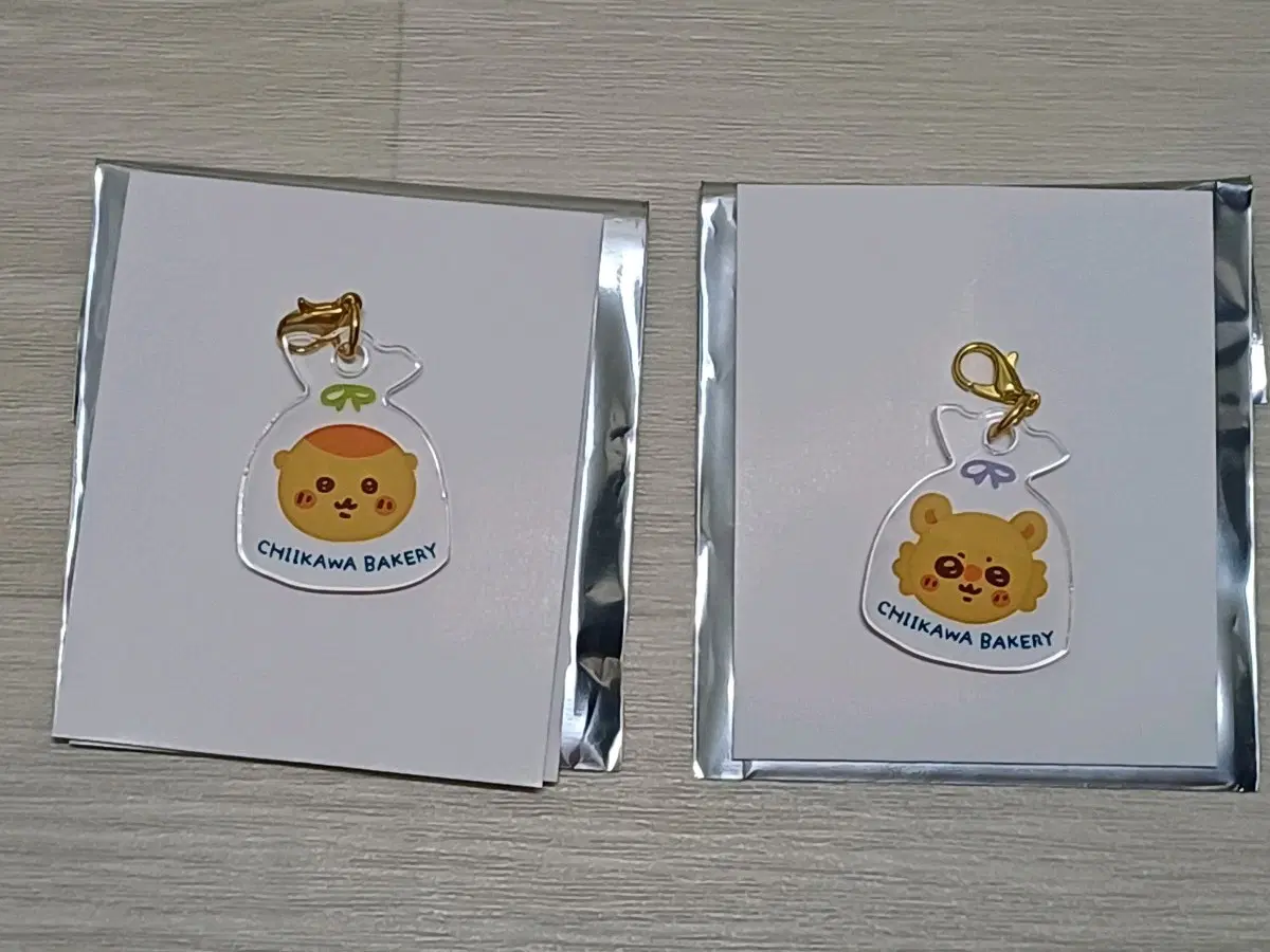 치이카와 베이커리 미니 아크릴 참 양도 및 교환