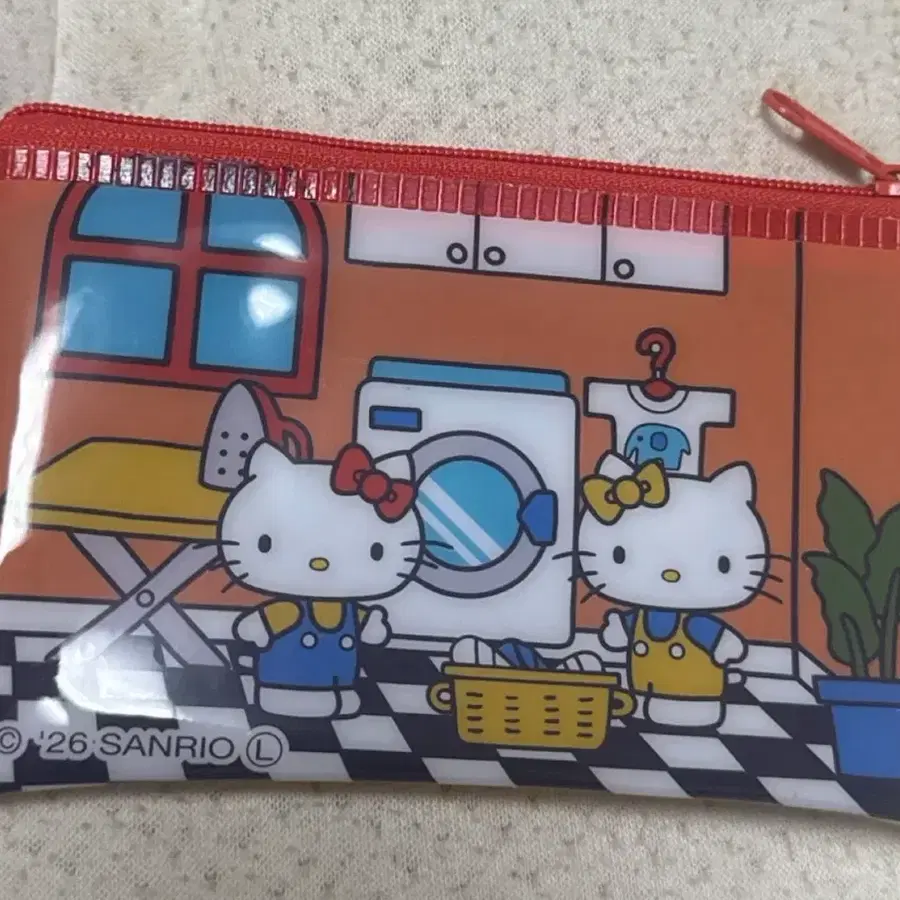 산리오 미니파우치