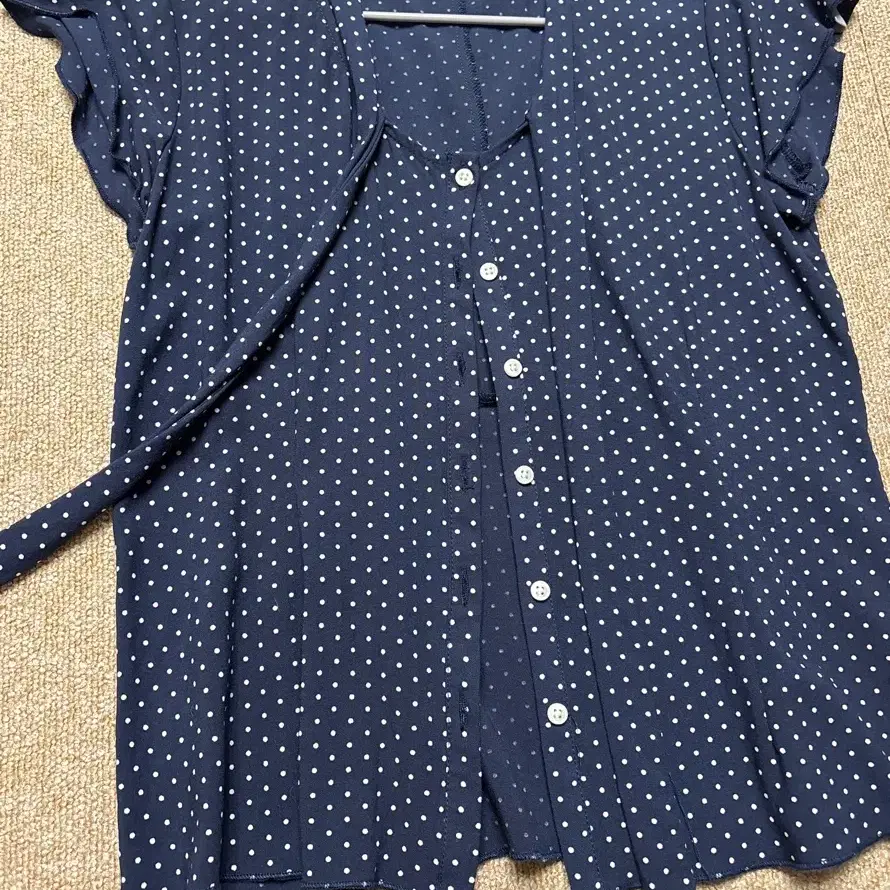 브랜디멜빌 도트 무늬 셔츠 네이비 brandy melville