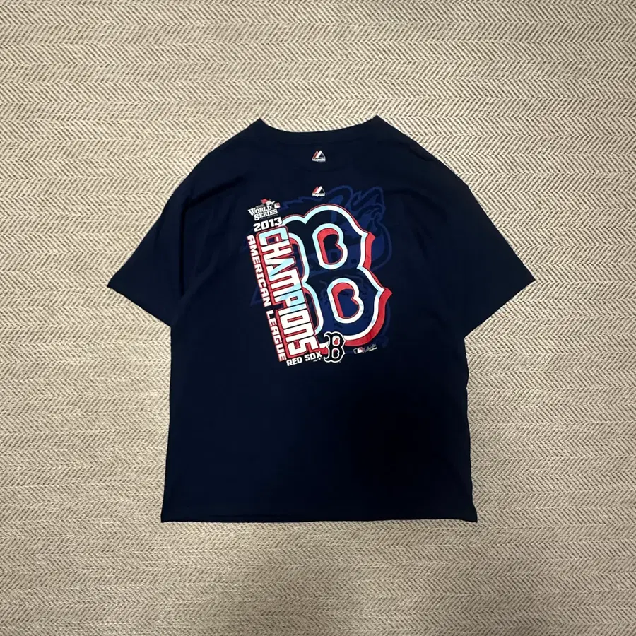 MAJESTIC t-shirt