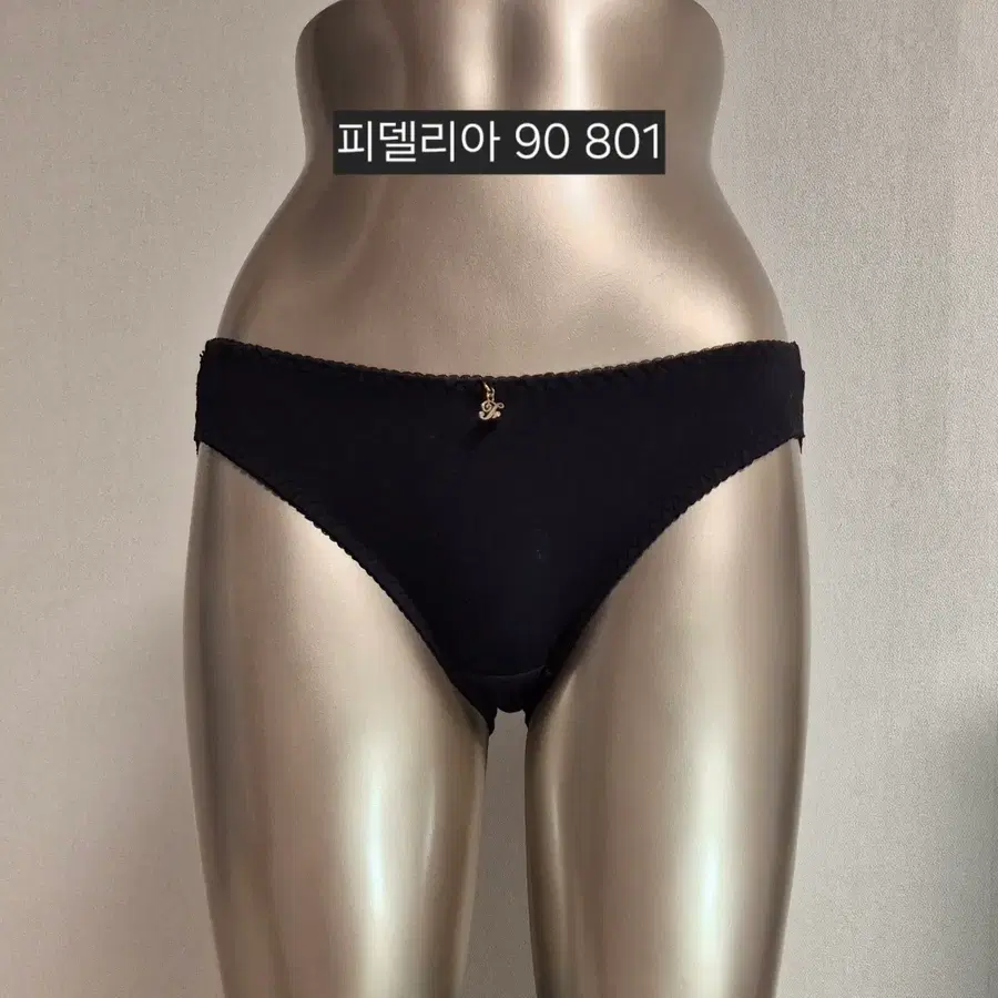 중고 여성 팬티 피델리아 블랙 레이스 90