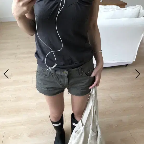 키이라 빈티지 카키 로우 쇼츠