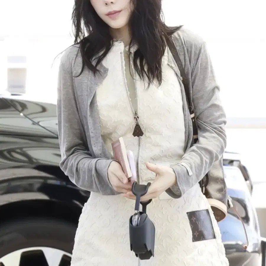 24SS 루이비통 에크루 모노그램 필 쿠페 슬리브리스 데님 집업 드레스 36