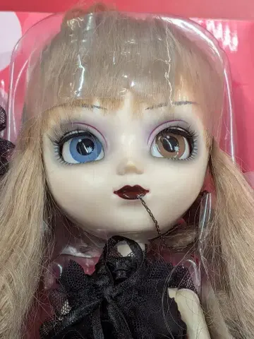 준 러닝 풀립 누아르