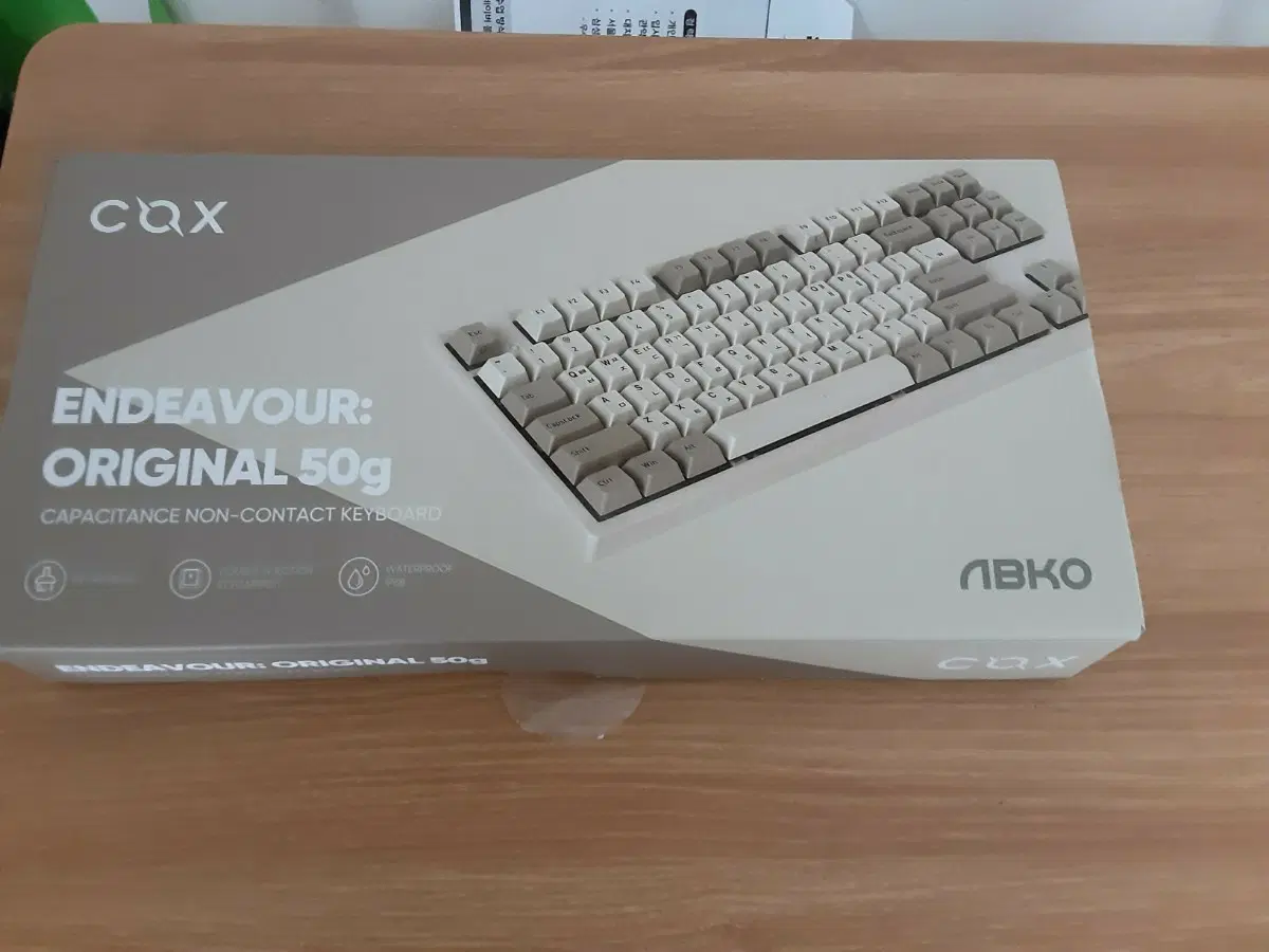 콕스 엔데버 오리지널 레트로 무접점 50g 키보드 판매합니다.