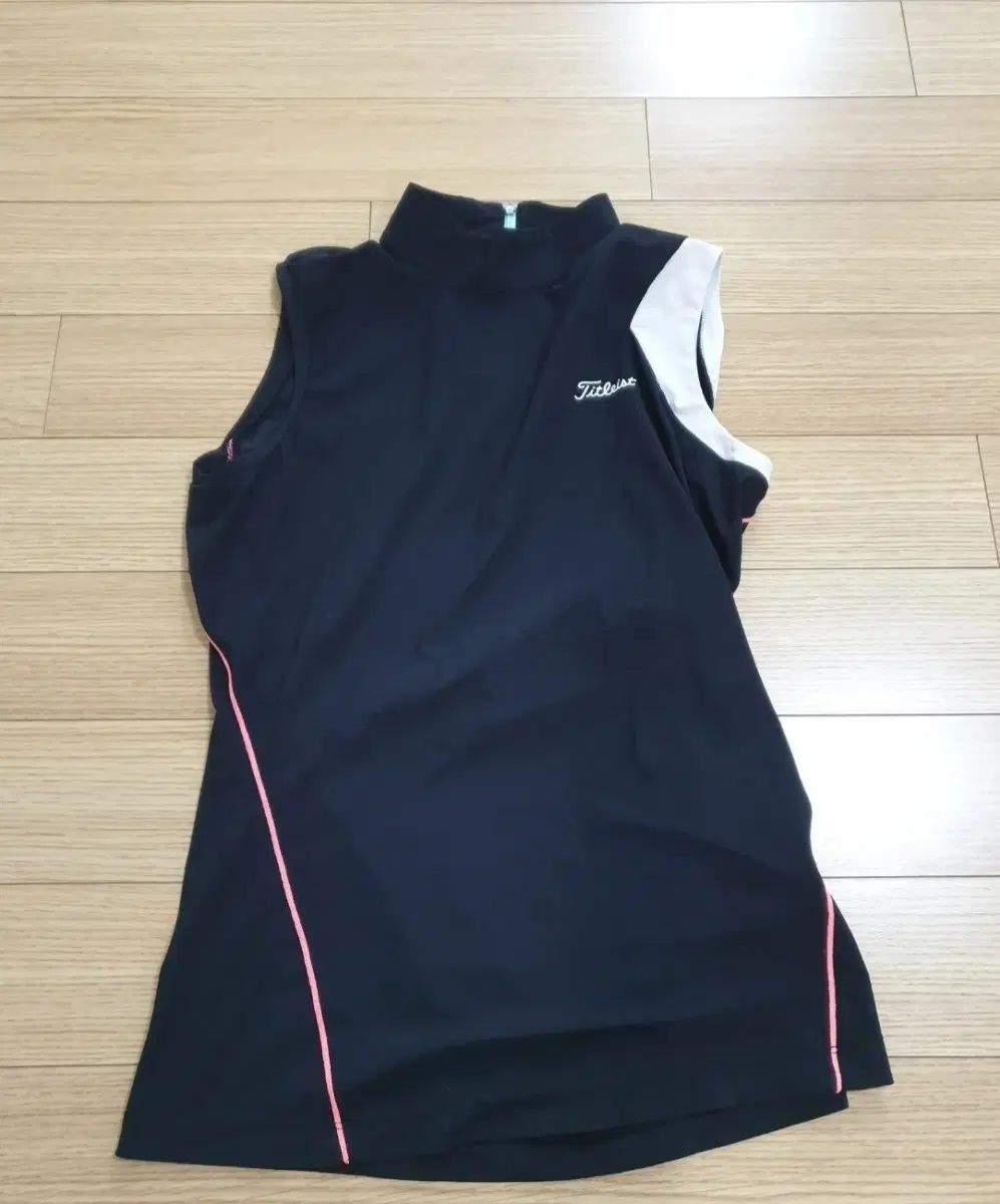 타이틀리스트 골프 민소매 조끼