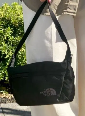 새상품 THE NORTH FACE [카펠라 2] 블랙 숄더백