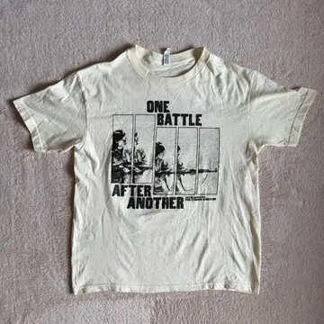 One Battle After Another 티셔츠