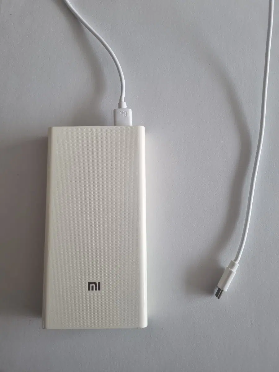 샤오미 대용량 보조배터리 20000mAh + C타입 충전케이블