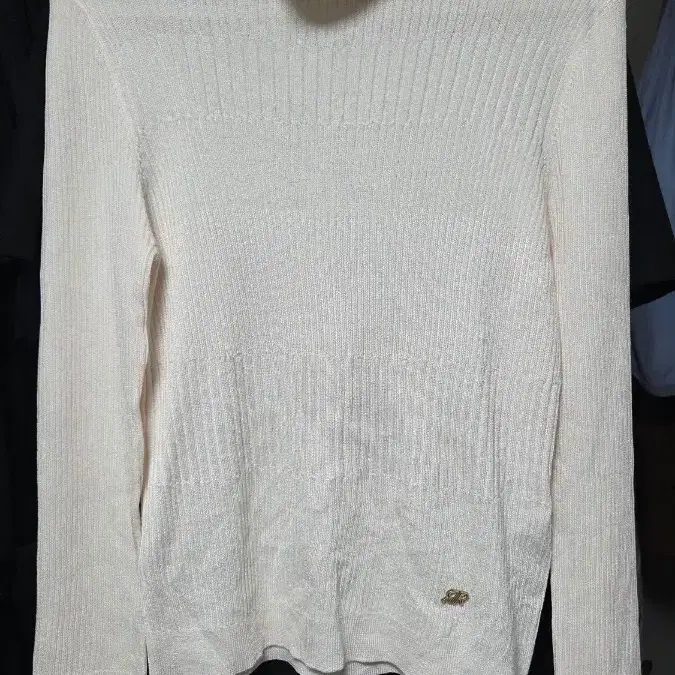 [새상품] CERRUTI 1881 FEMME 니트 아이보리 77