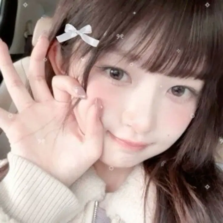 (탈덕 위기)아이브 랜덤 비공굿 팔아요!!(덤 많이 줌)