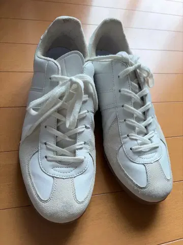 German Trainer 화이트 슈즈