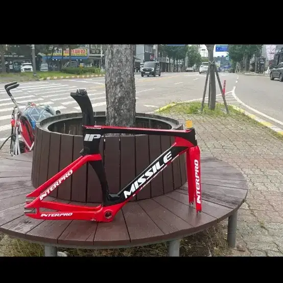 인터프로 미사일 검빨 구합니다! 많은 연락 부탁드립니다!