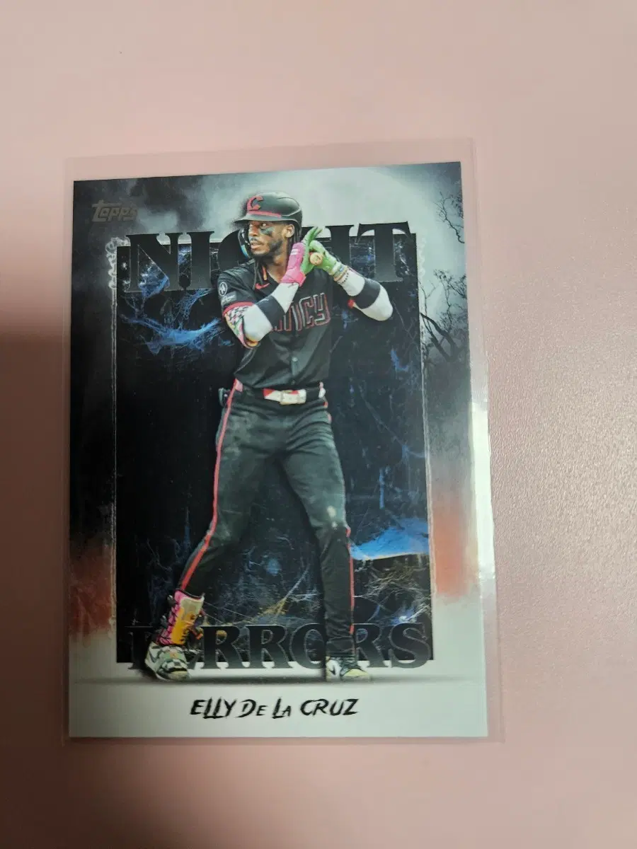 신시내티)엘리 데 라 크루즈 2025 Topps Night Terror