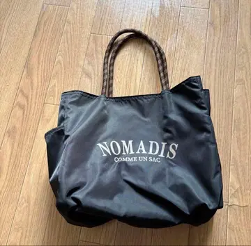 NOMADIS 블랙 토트백