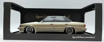 ignition model 1/18 토요타 마크 II 그란데 (GX71) 펄 화이트/골드 IG3821