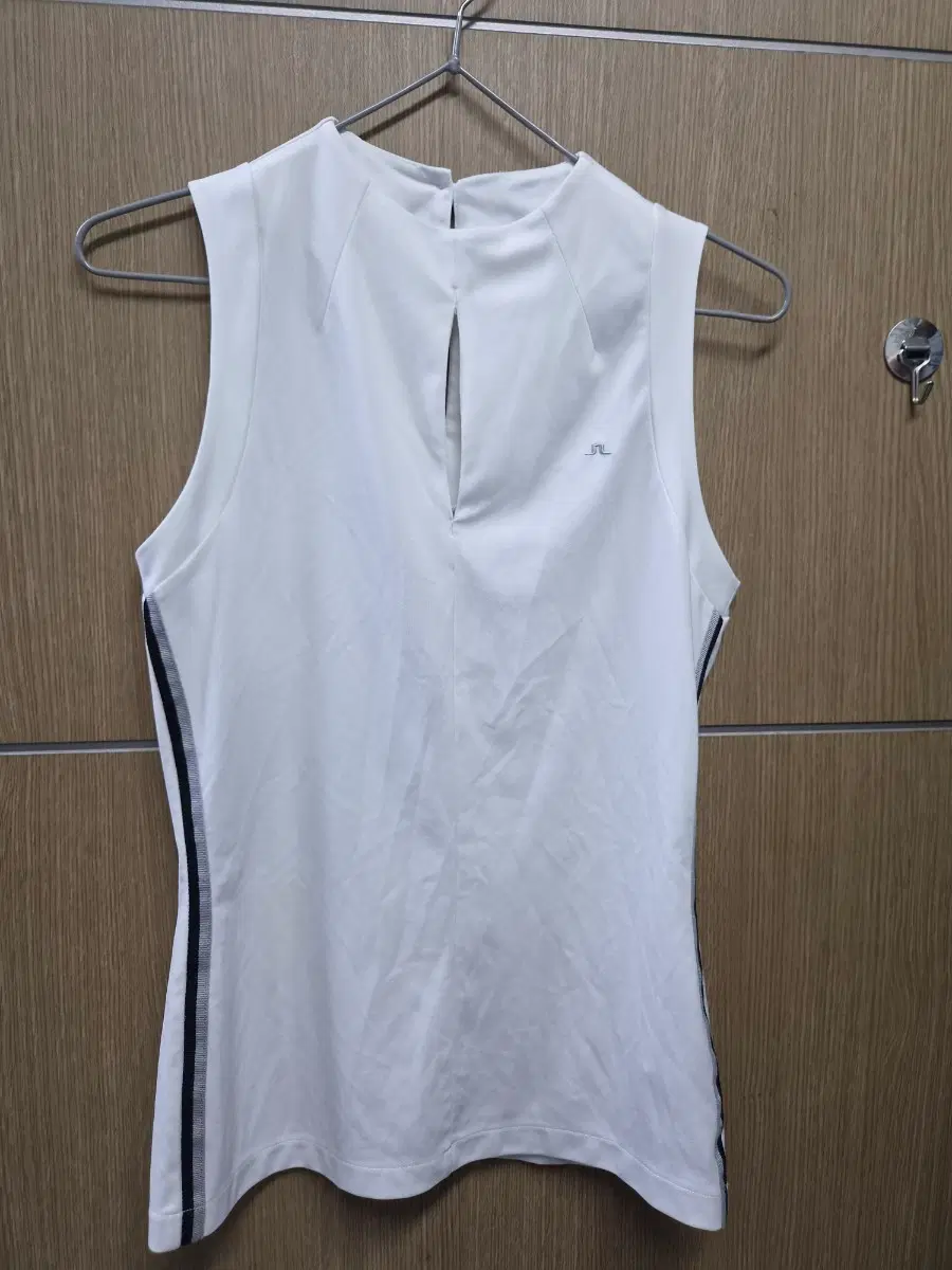 J.LINDEBERG 여성 민소매 골프 의류 화이트
