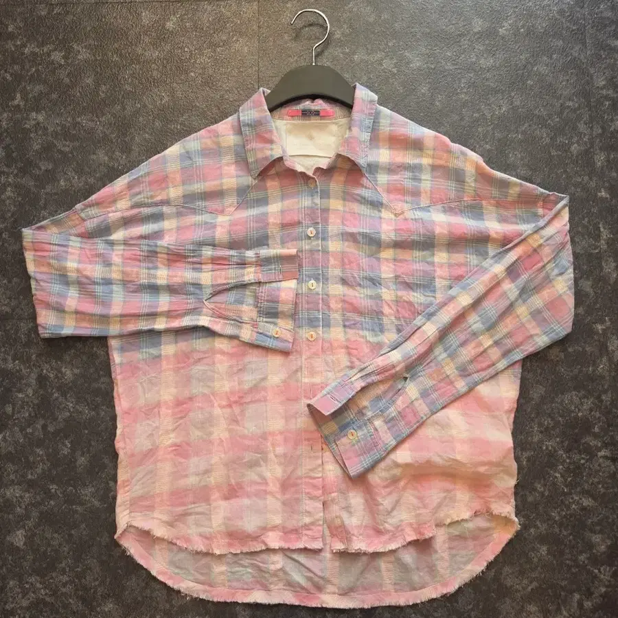 메종 스카치(Maison Scotch) 파스텔 핑크 남방