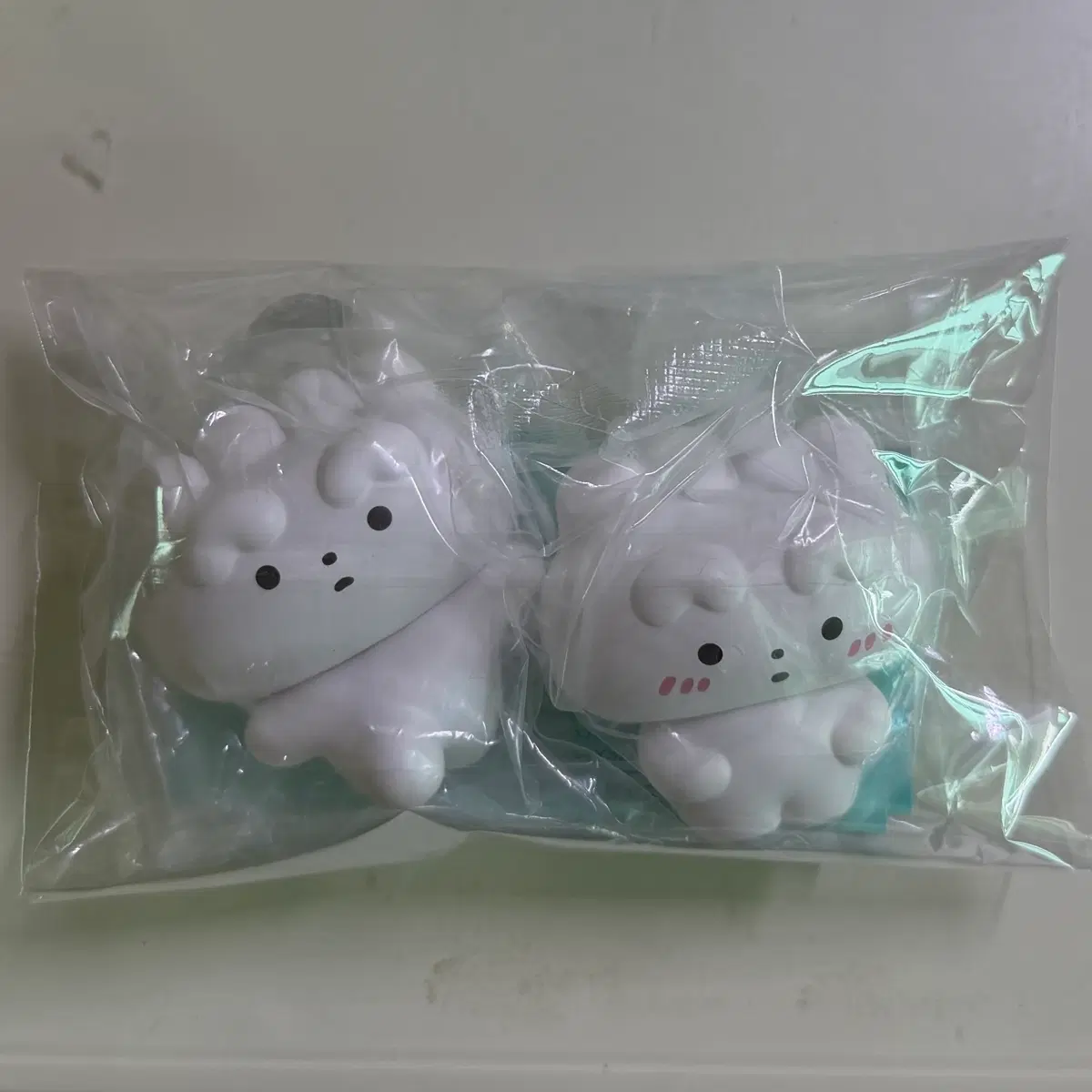 모뇨치타 교자짱 피규어 가챠 2종